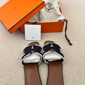 Hermes Black and Cream Oran Sandals